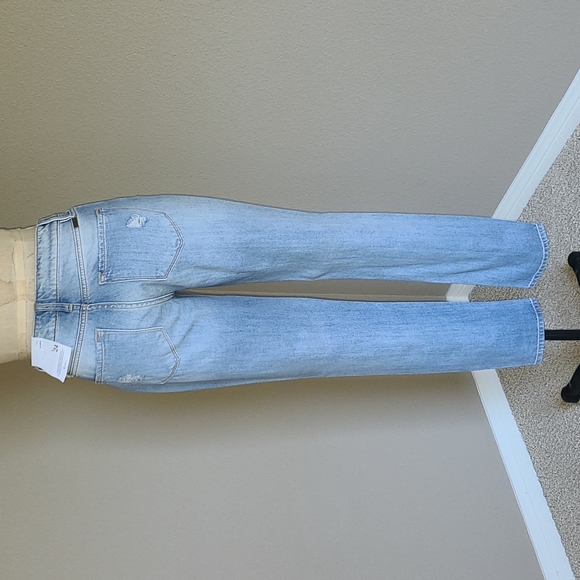 Jeans - Picture 2 of 4